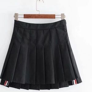 NWT Thom Browne Black pleated skirt - Size L/XL